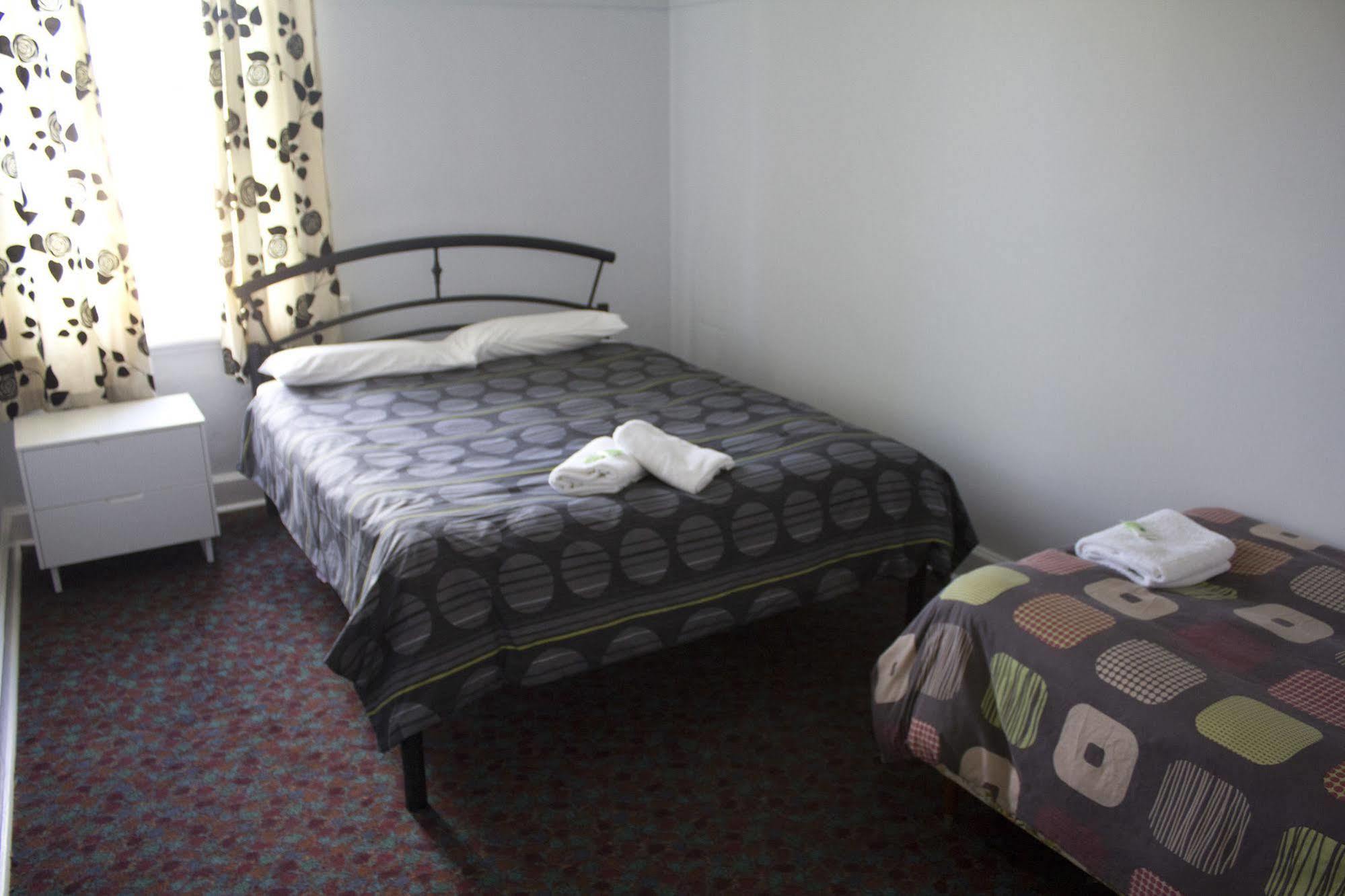Court House Hotel Boorowa Exterior foto